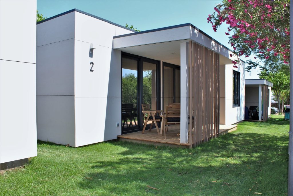 Camping Globo Rojo Costa Brava Dorada Barcelona Glamping HOLASPAIN Spanje