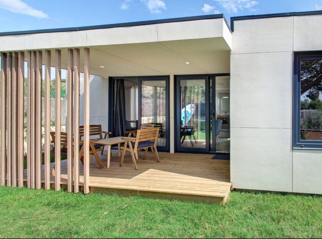 Camping Globo Rojo Costa Brava Dorada Barcelona Glamping HOLASPAIN Spanje