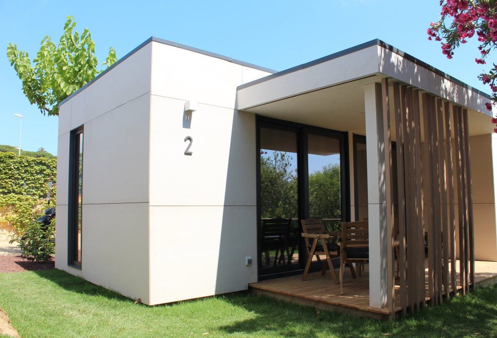 Camping Globo Rojo Costa Brava Dorada Barcelona Glamping HOLASPAIN Spanje