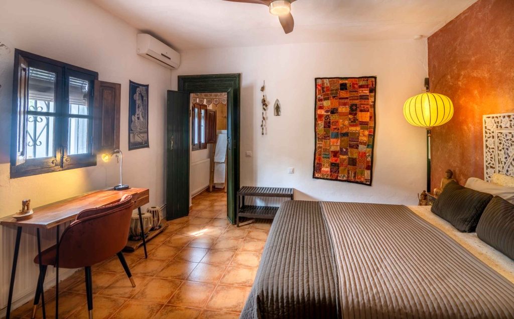 Glamping Yurt B&B Casa Valle de Oro Andalusie vakantiehuis HOLASPAIN