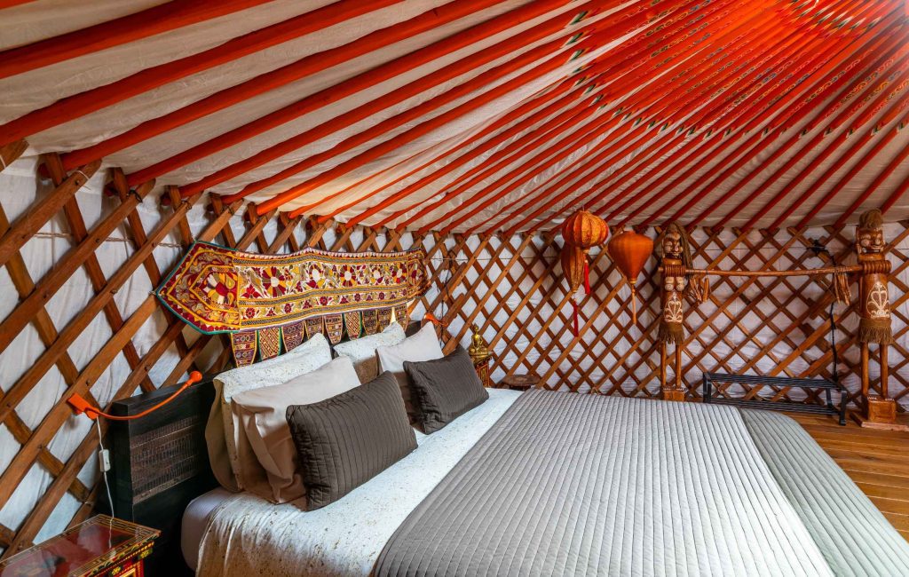 Glamping Yurt B&B Casa Valle de Oro Andalusie vakantiehuis HOLASPAIN