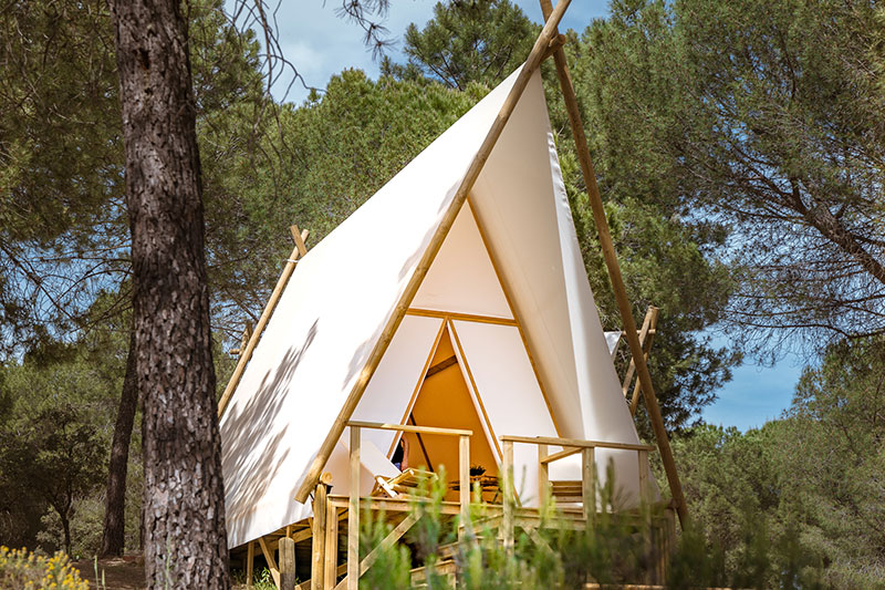 Glamping camping Playa Brava Costa Brava Pals Begur HOLASPAIN