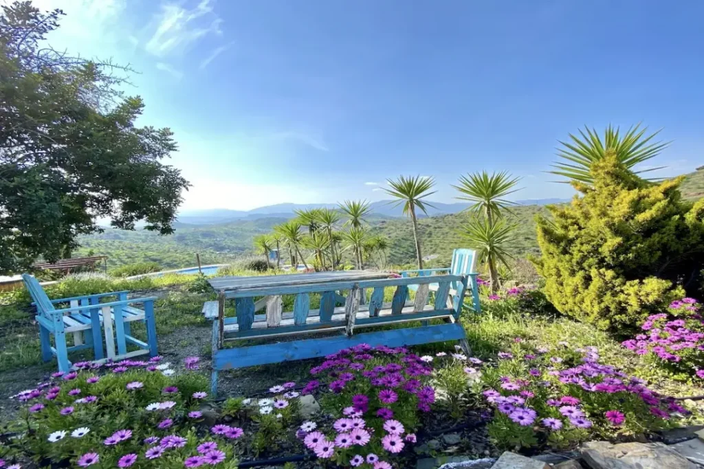 HOLASPAIN Finca las Nuevas Andalusia vakantiehuizen Holiday Homes