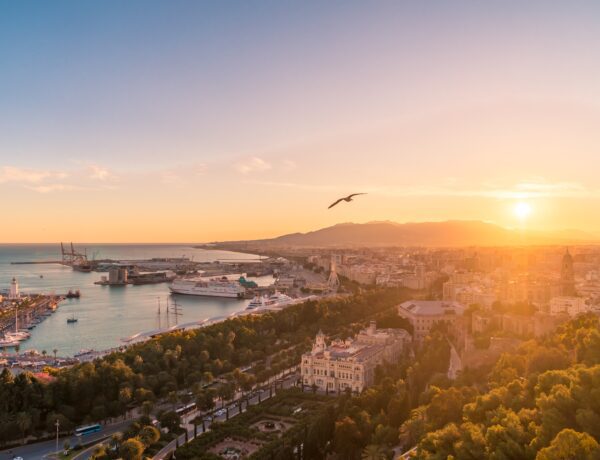 Málaga Holaspain Travel goals stedentrip
