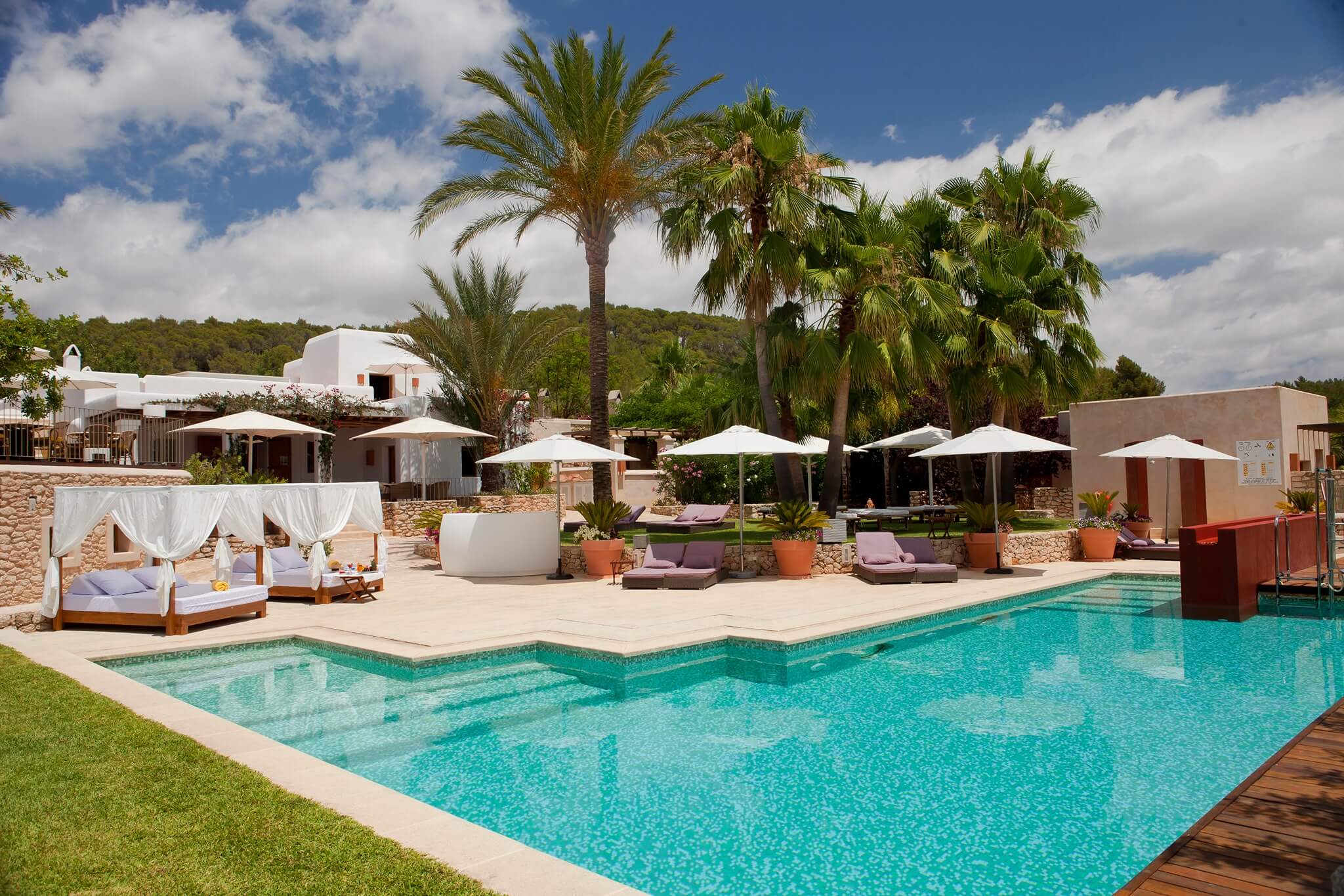 HOLASPAIN Boutique Hotel Can Lluc Ibiza 