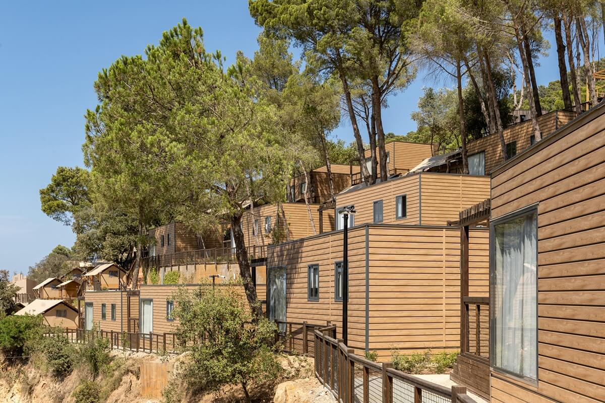 HOLASPAIN Glamping Camping Talaia Plaza Ecoresort Begur Costa Brava