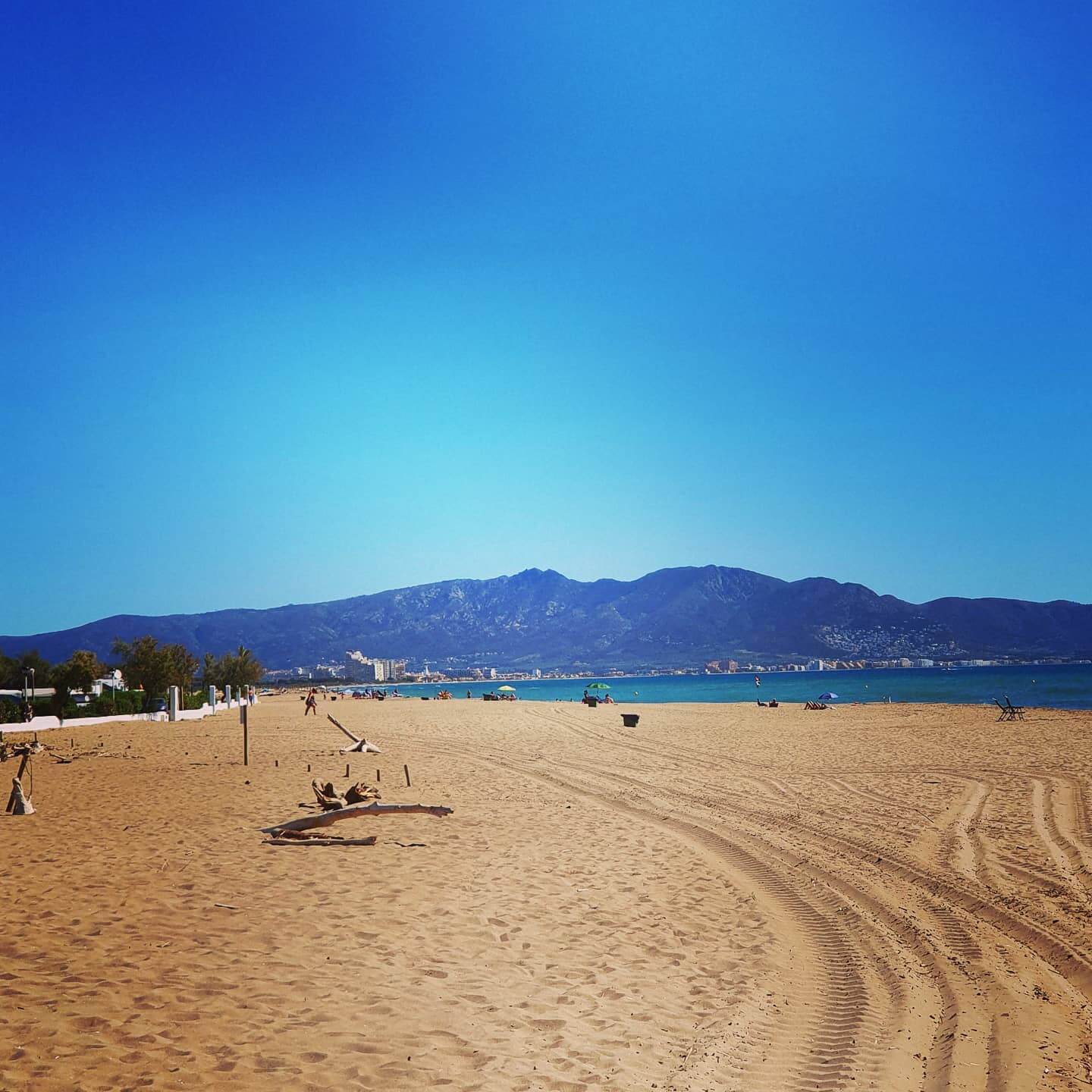 HOLASPAIN glamping Costa Brava Rosas