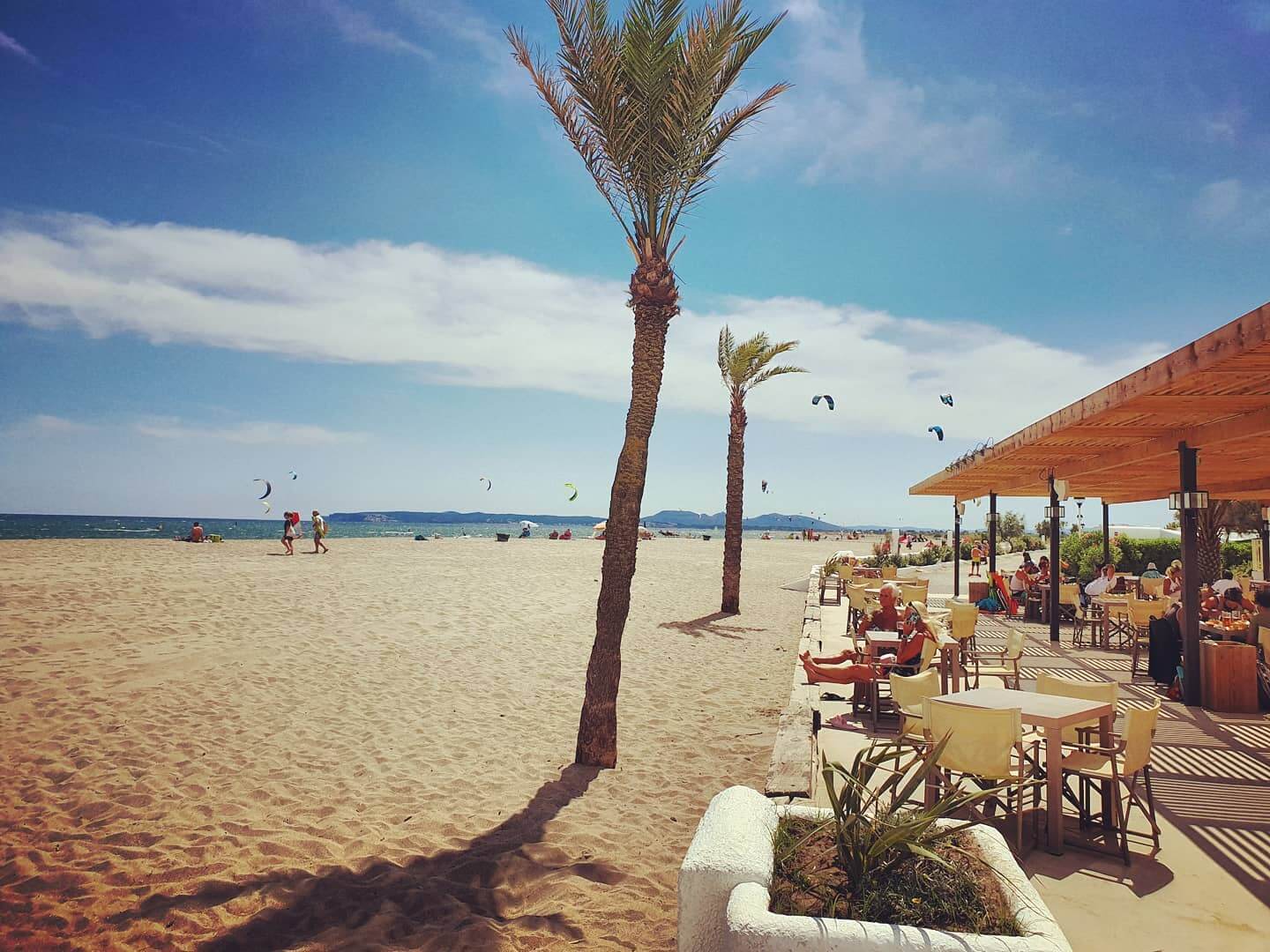 HOLASPAIN glamping Costa Brava Rosas