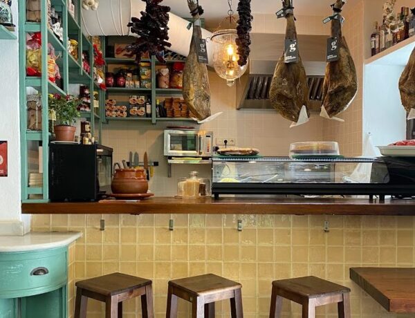 La Esquinita del Chupa y Tira Malaga Restaurant Stedentrip HOLASPAIN