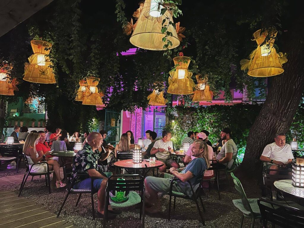 BEGUR Restaurant tips HOLASPAIN C-Roack cocktail bar