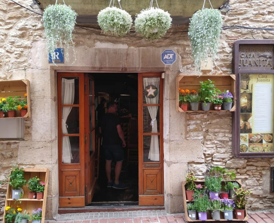 BEGUR Restaurant tips HOLASPAIN Casa Juanita