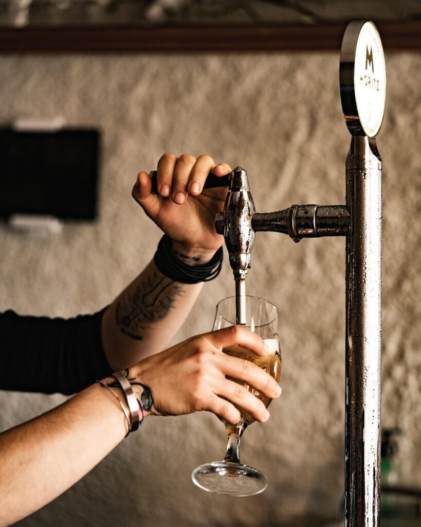 BEGUR Restaurant tips HOLASPAIN Taverna Son Molas