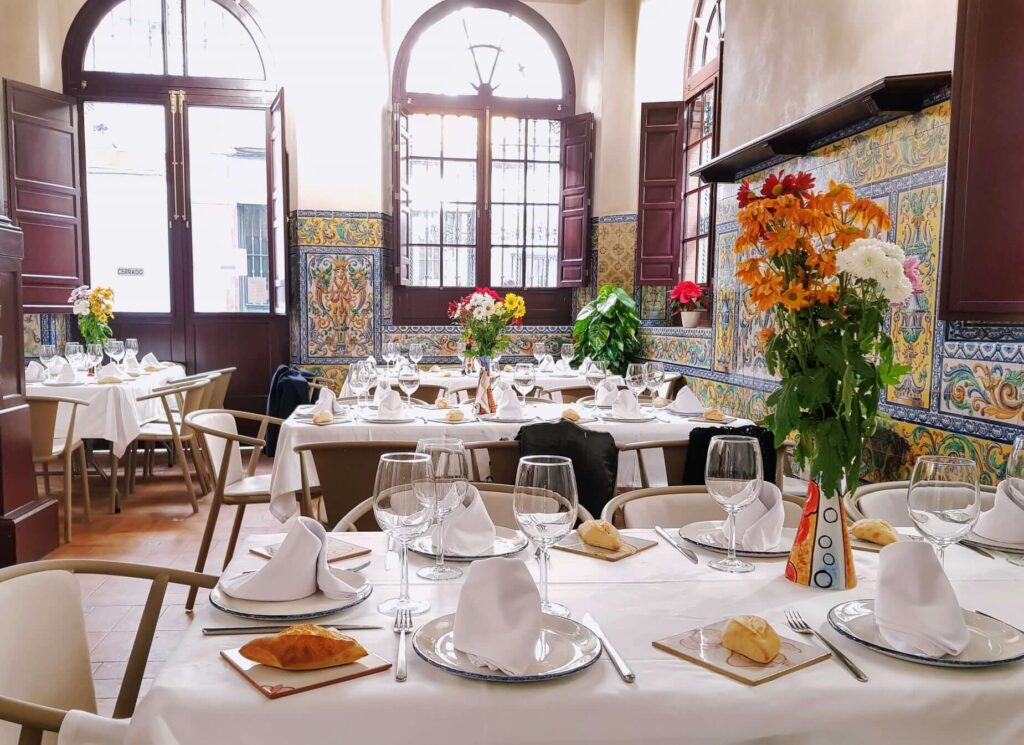 BLOG Sevilla hotspots Casa Montalvan Alfareria 21 restaurant HOLASPAIN travel inpsiration