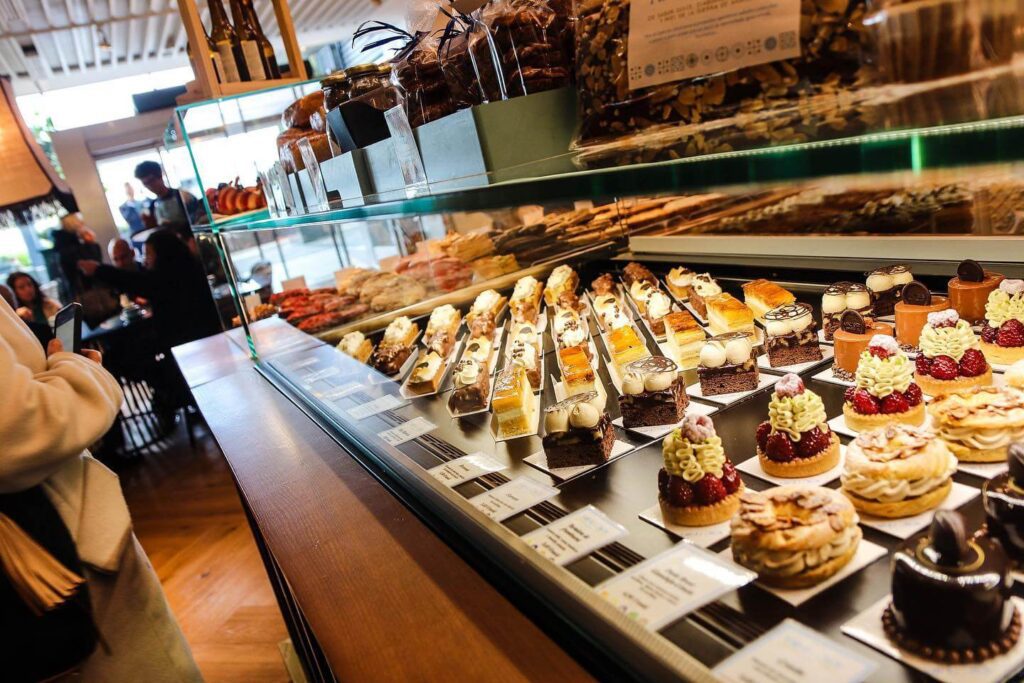 BLOG Sevilla hotspots Manu Jara dulceria HOLASPAIN travel inpsiration