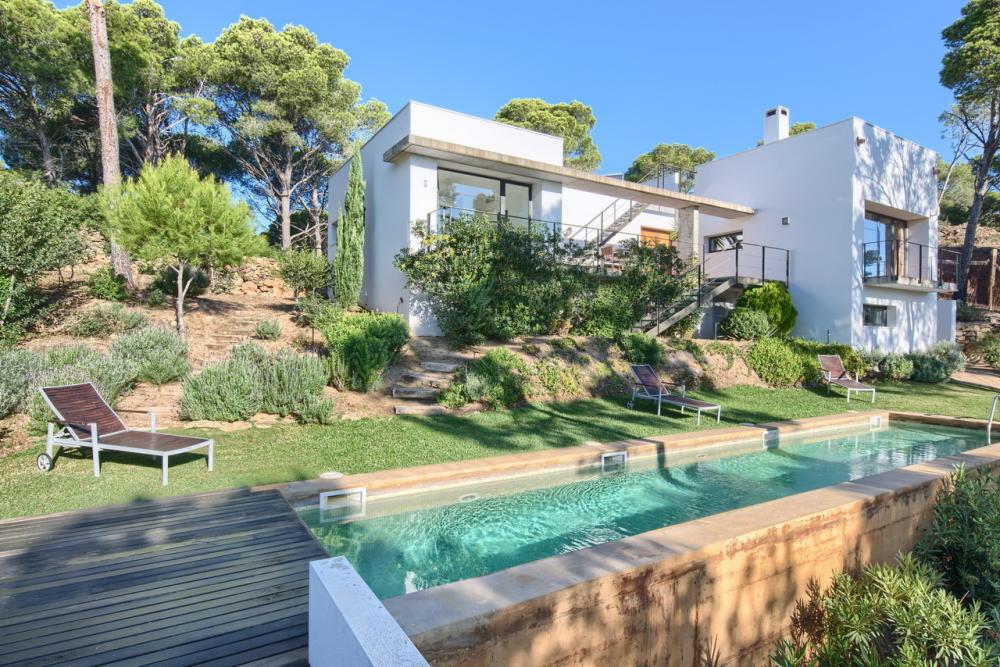 Costa Brava vakantiehuis villa Sa Tuna Begur HOLASPAIN holidayhome