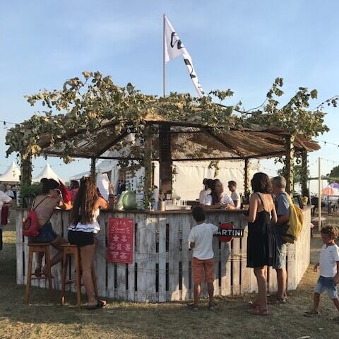 White Summer Market Festival Pals HOLASPAIN Costa Brava vakantie inspiratie tips