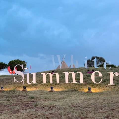 White Summer Market Festival Pals HOLASPAIN Costa Brava vakantie inspiratie tips