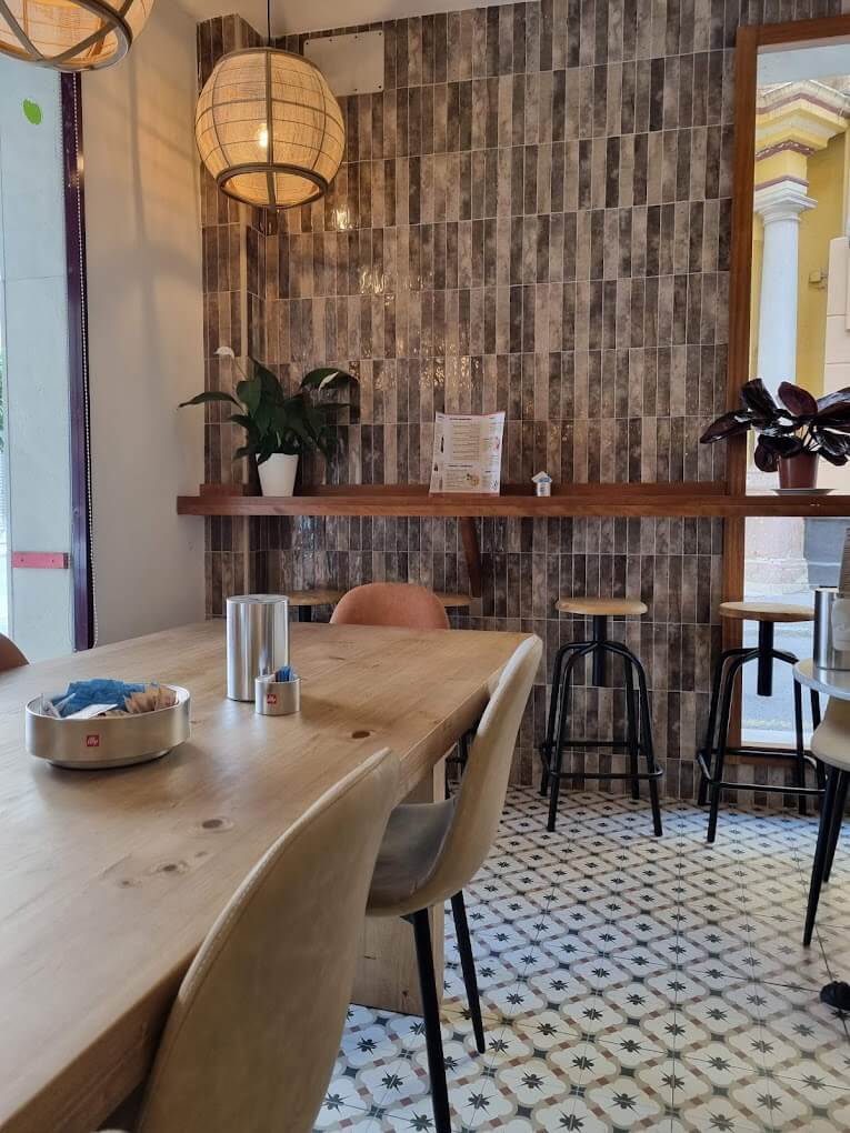 Malaga Stedentrip tips Fausto's cafe comidas HOLASPAIN