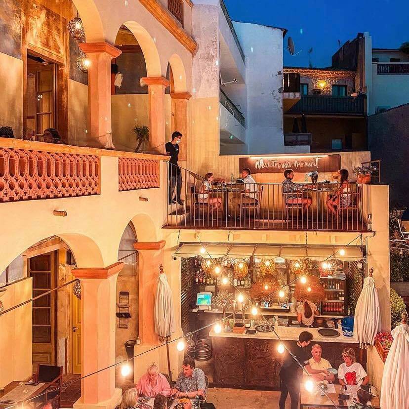 Restaurants Begur Carbo Costa Brava tips HOLASPAIN