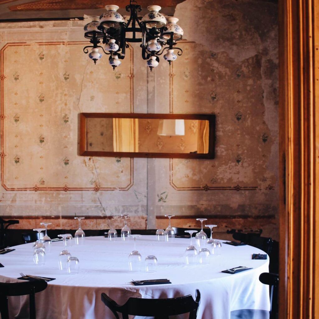 Restaurants Begur Carbo Costa Brava tips HOLASPAIN