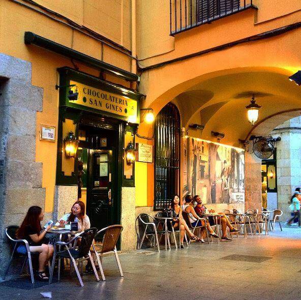 HOLASPAIN Churros San Gines Madrid