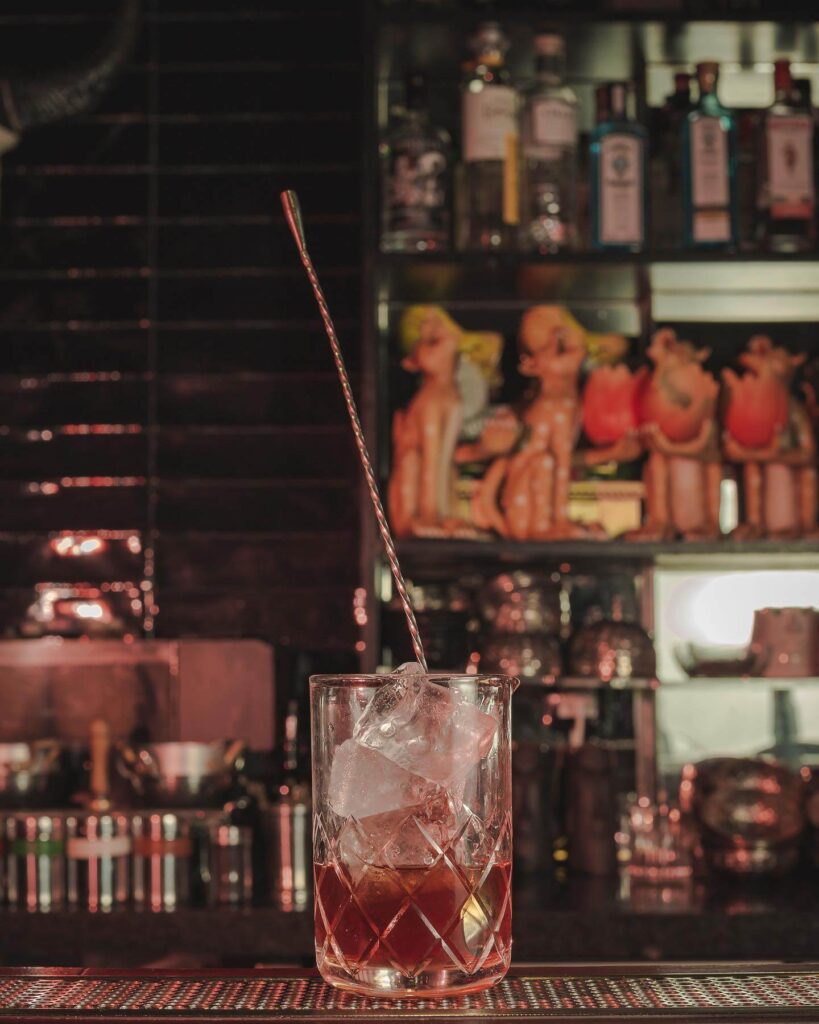 HOLASPAIN Madrid Cocktailbar Salmon Guru