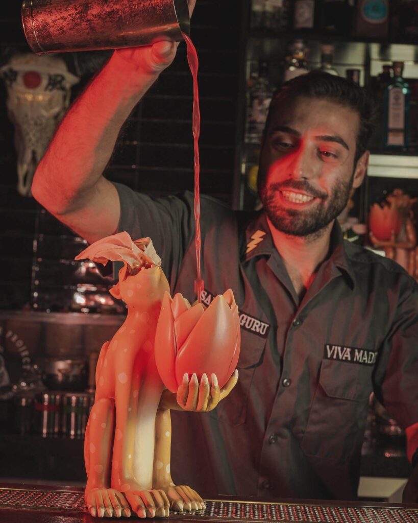 HOLASPAIN Madrid Cocktailbar Salmon Guru