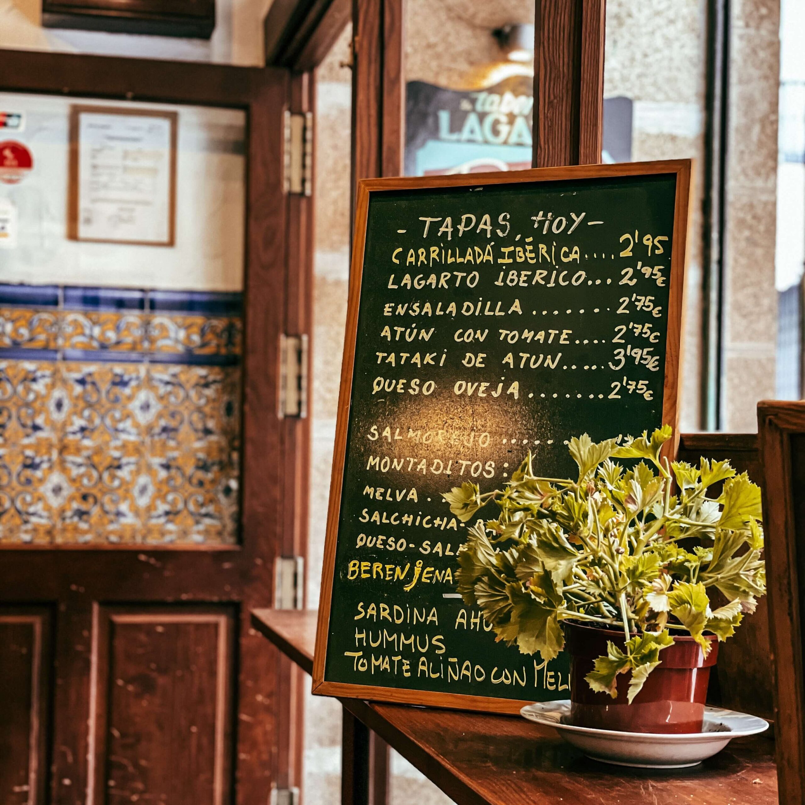 HOLASPAIN Madrid Wijn en tapas wandeling tour