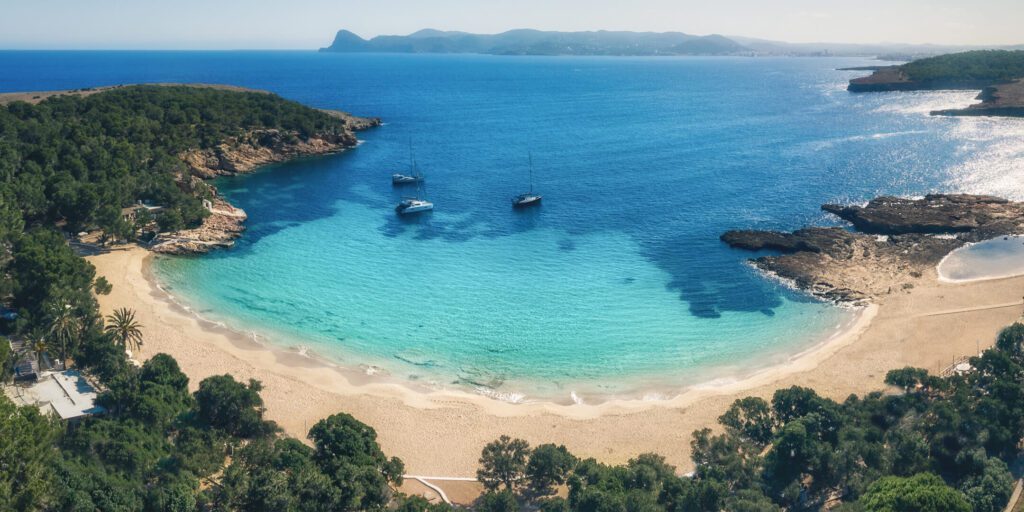 Ibiza Beaches Cala Bassa restaurant lounge CBbC beachclub 