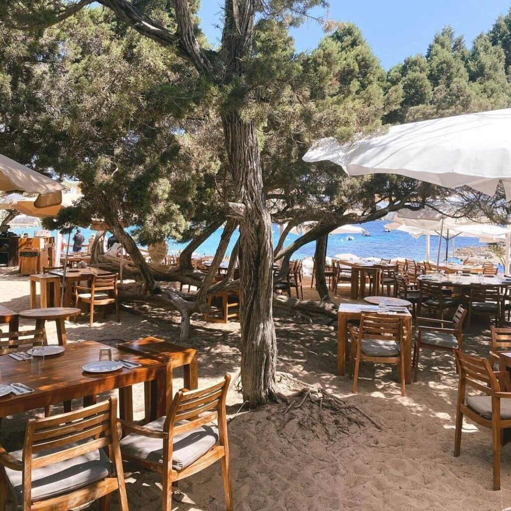 Ibiza Beaches Cala Bassa restaurant lounge CBbC beachclub 