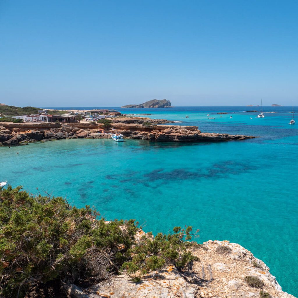 Ibiza Beaches stranden Cala Comte restaurant Ses Roques 