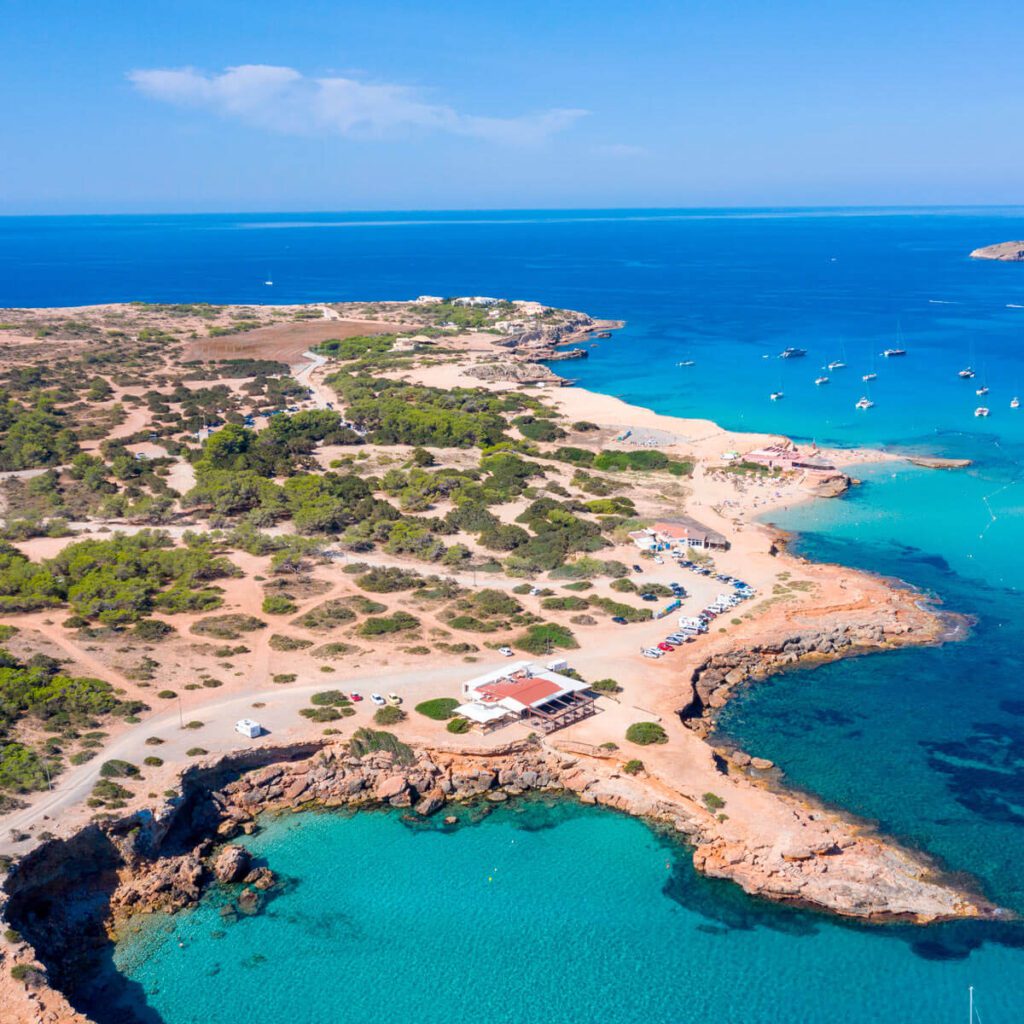 Ibiza Beaches stranden Cala Comte restaurant Ses Roques