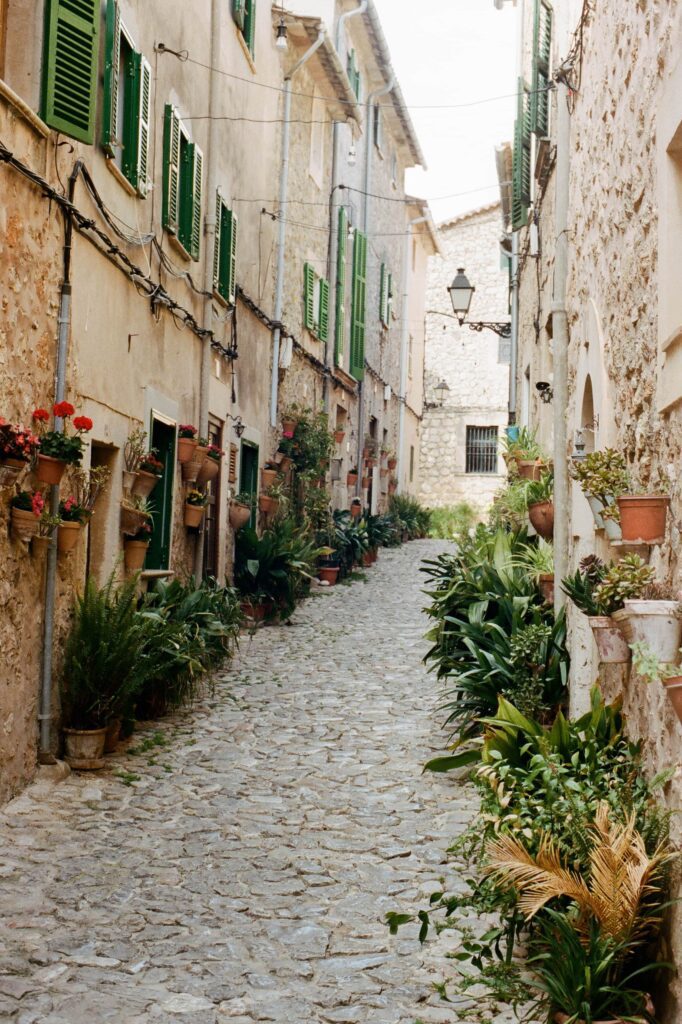 Valldemossa Mallorca restaurant inspiration HOLASPAIN