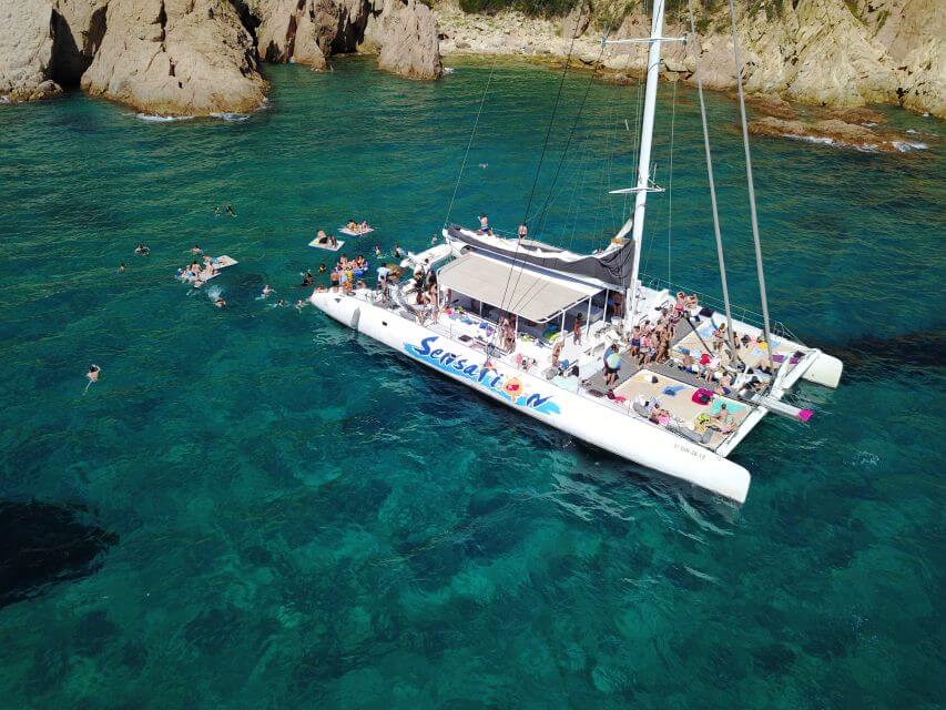 COSTA BRAVA Lloret de Mar catamarantocht met bbq