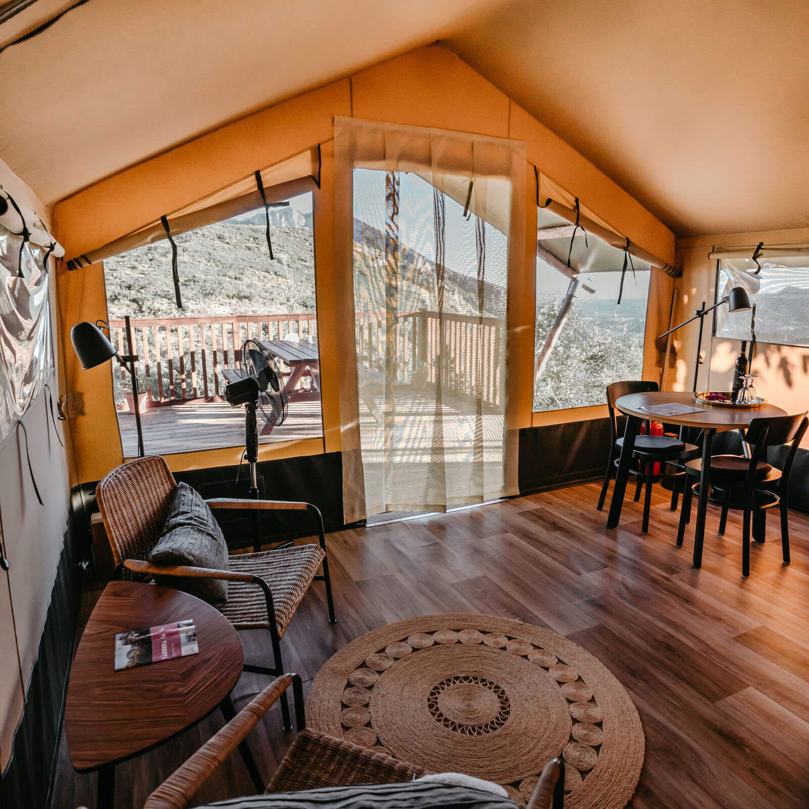 HOLASPAIN Costa Blanca Can Elisa Glamping Apartments