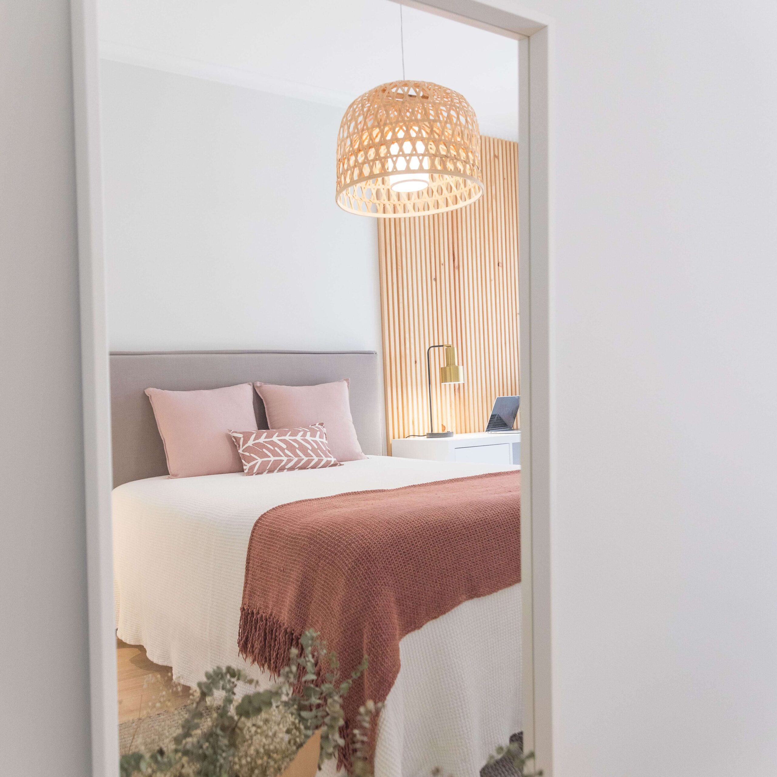 Spanje huis kopen verhuren verhuurlicentie makelaar HOLASPAIN