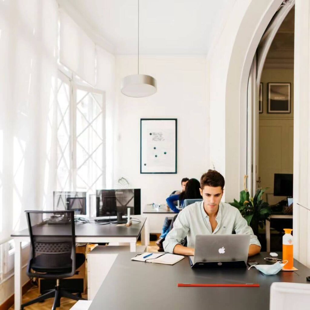 Workation Barcelona Cowork Rambla Catalunya HOLASPAIN