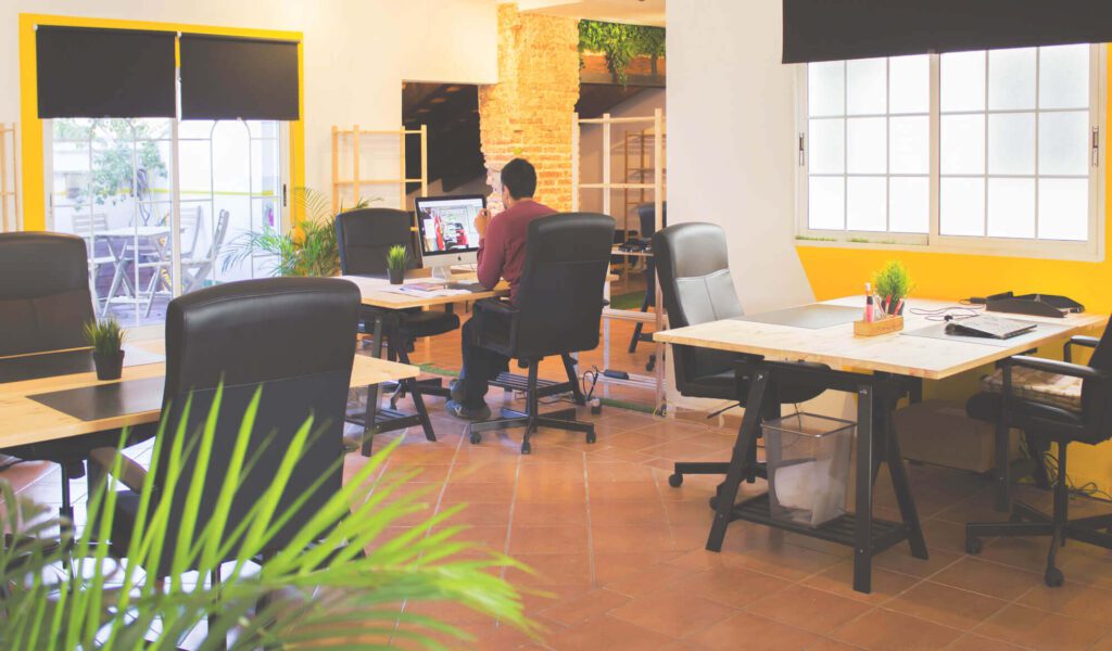 Workation Valencia Garage Coworking HOLASPAIN