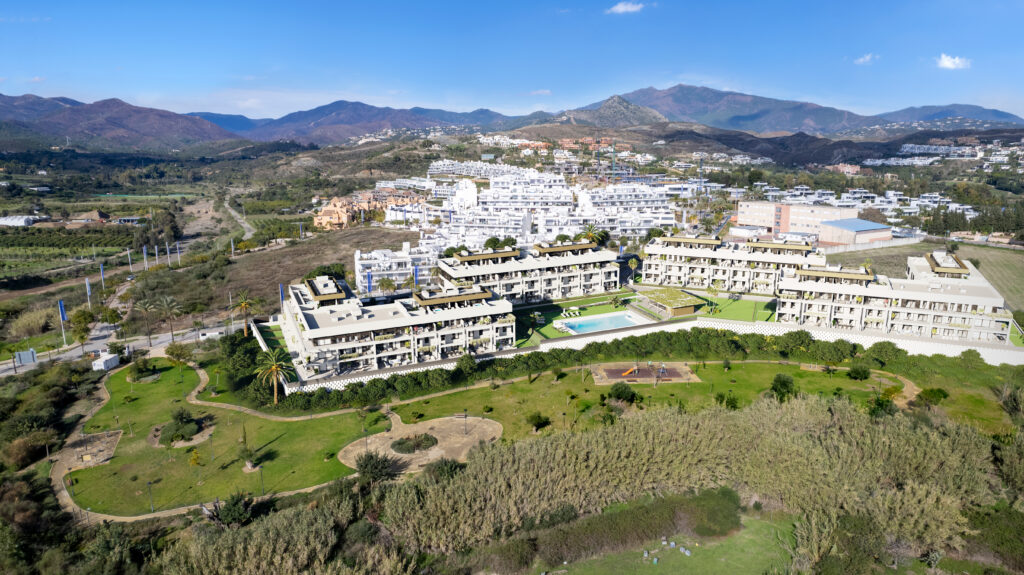 Symphony Suites (Fase II) Cancelada, nieuwbouw Estepona Oost, Costa del Sol makelaar HOLASPAIN