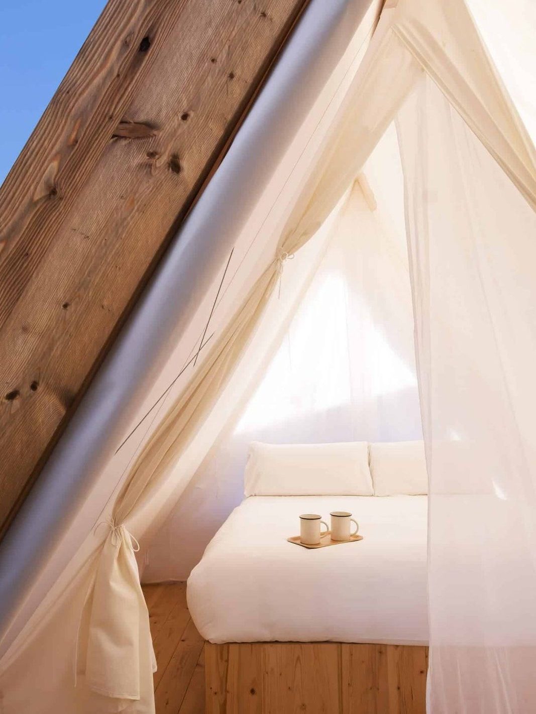 Camping wecamp Cala Montgo glamping Costa Brava l'escala HOLASPAIN spanje