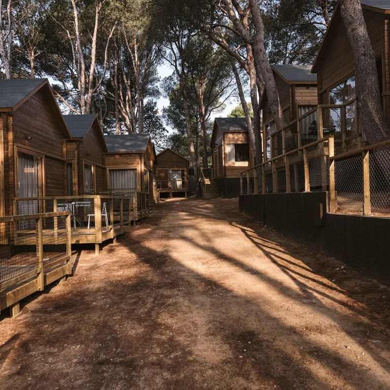 Camping wecamp Cala Montgo glamping Costa Brava l'escala HOLASPAIN spanje