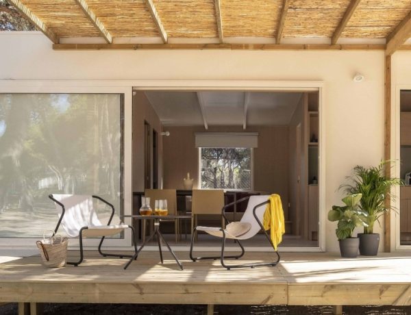 Camping wecamp Cala Montgo glamping Costa Brava l'escala HOLASPAIN spanje