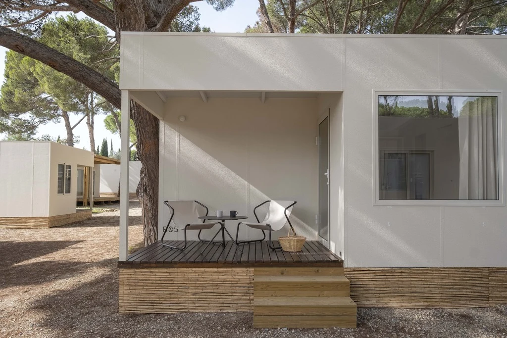 Camping wecamp Cala Montgo glamping Costa Brava l'escala HOLASPAIN spanje