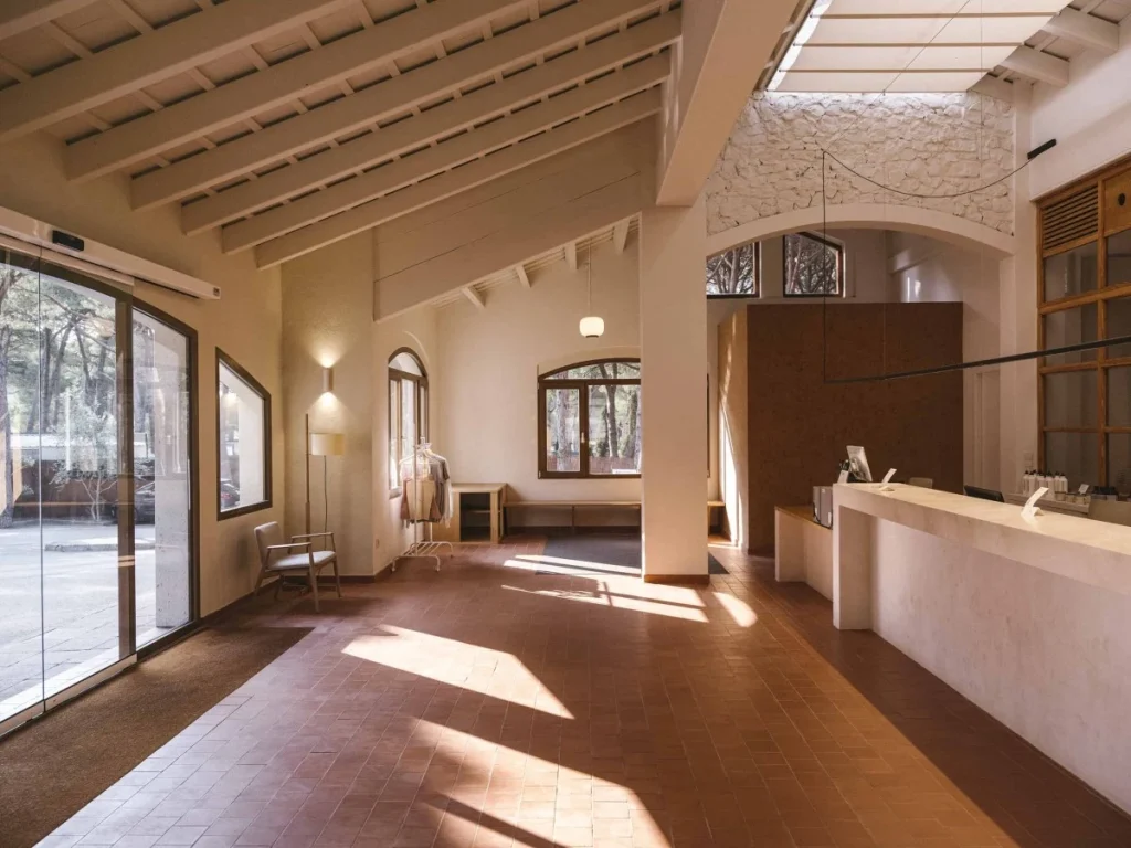 Glamping wecamp Cala Montgo L'escala Emporda Costa Brava camping HOLASPAIN