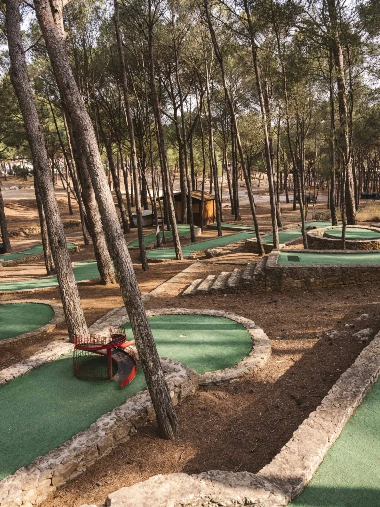 Glamping wecamp Cala Montgo L'escala Emporda Costa Brava camping HOLASPAIN