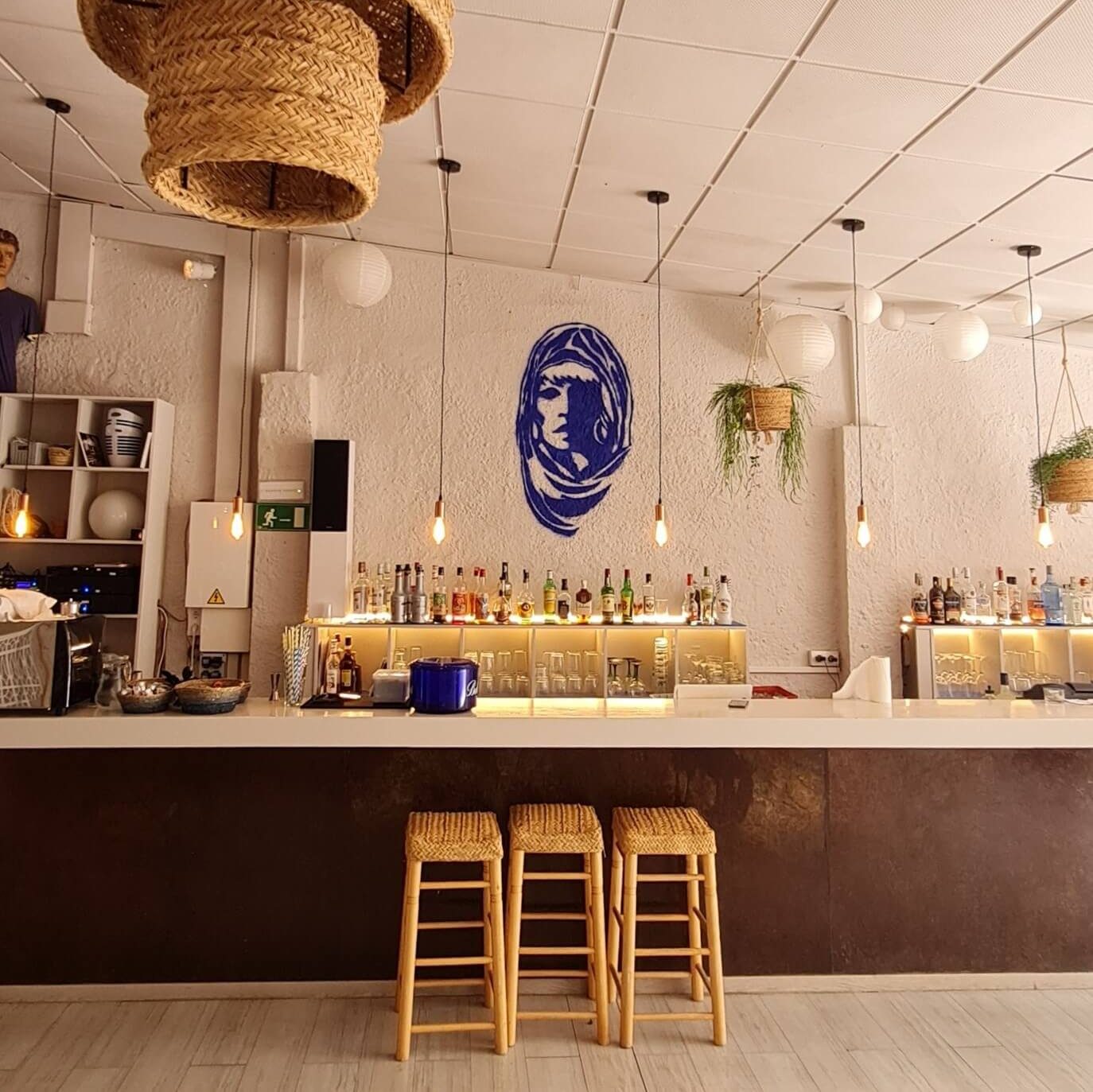 Marokko Montgó chiringuito beachbar hotspots restaurants L'Escala Costa Brava HOLASPAIN Emporda