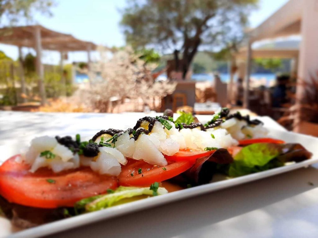 Marokko Montgó chiringuito beachbar hotspots restaurants L'Escala Costa Brava HOLASPAIN Emporda