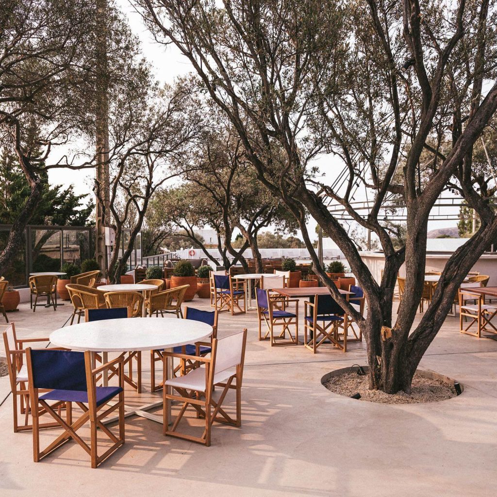 Wecamp Cadaques El Trascocat Restaurant camping glamping Costa Brava Spanje 