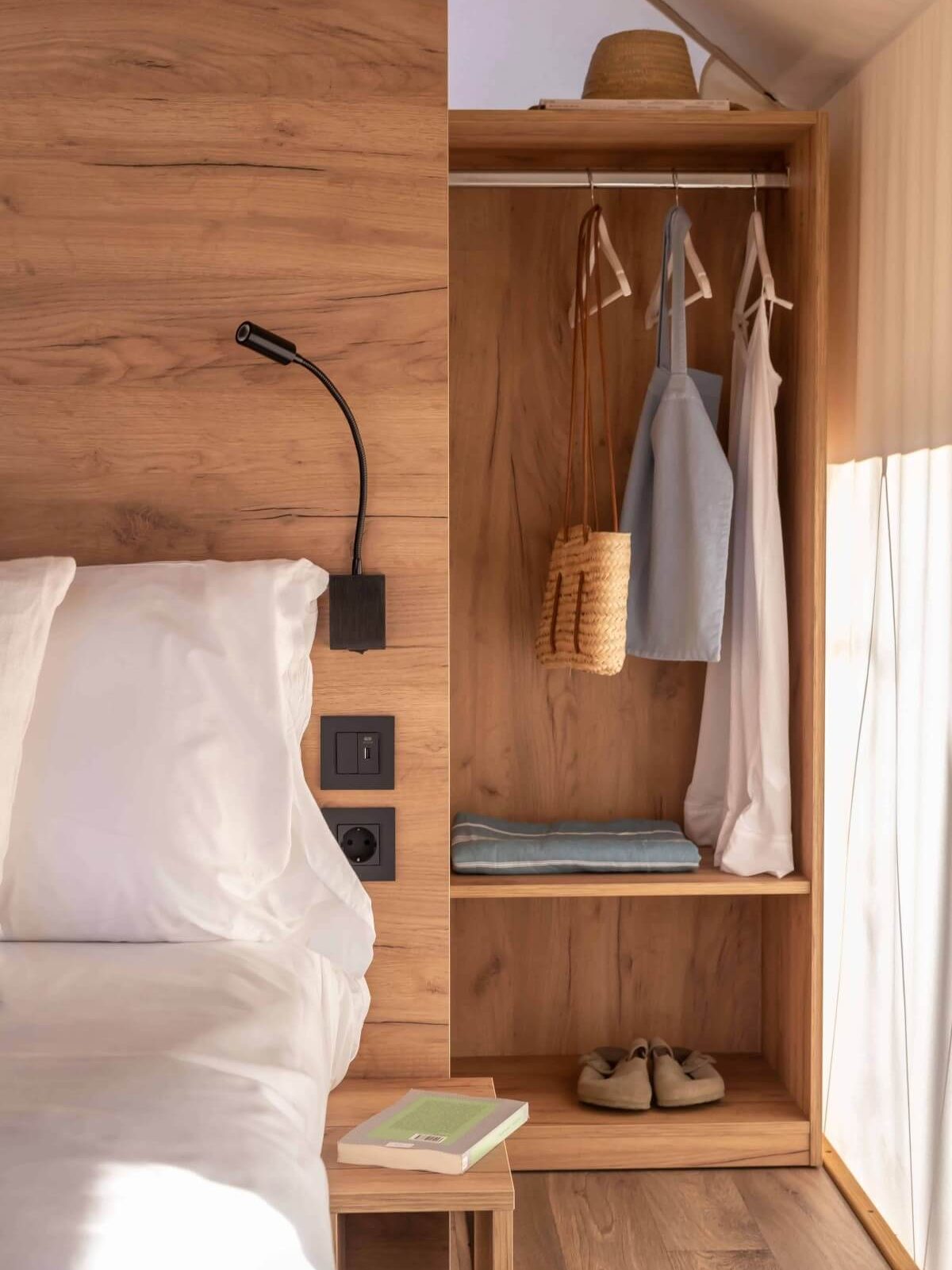 Wecamp Cadaques camping spanje COSTA BRAVA HOLASPAIN glamping couple