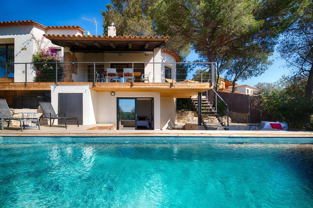 Costa Brava BEGUR Villa Francesca vakantiehuis Holiday Home HOLASPAIN Spanje